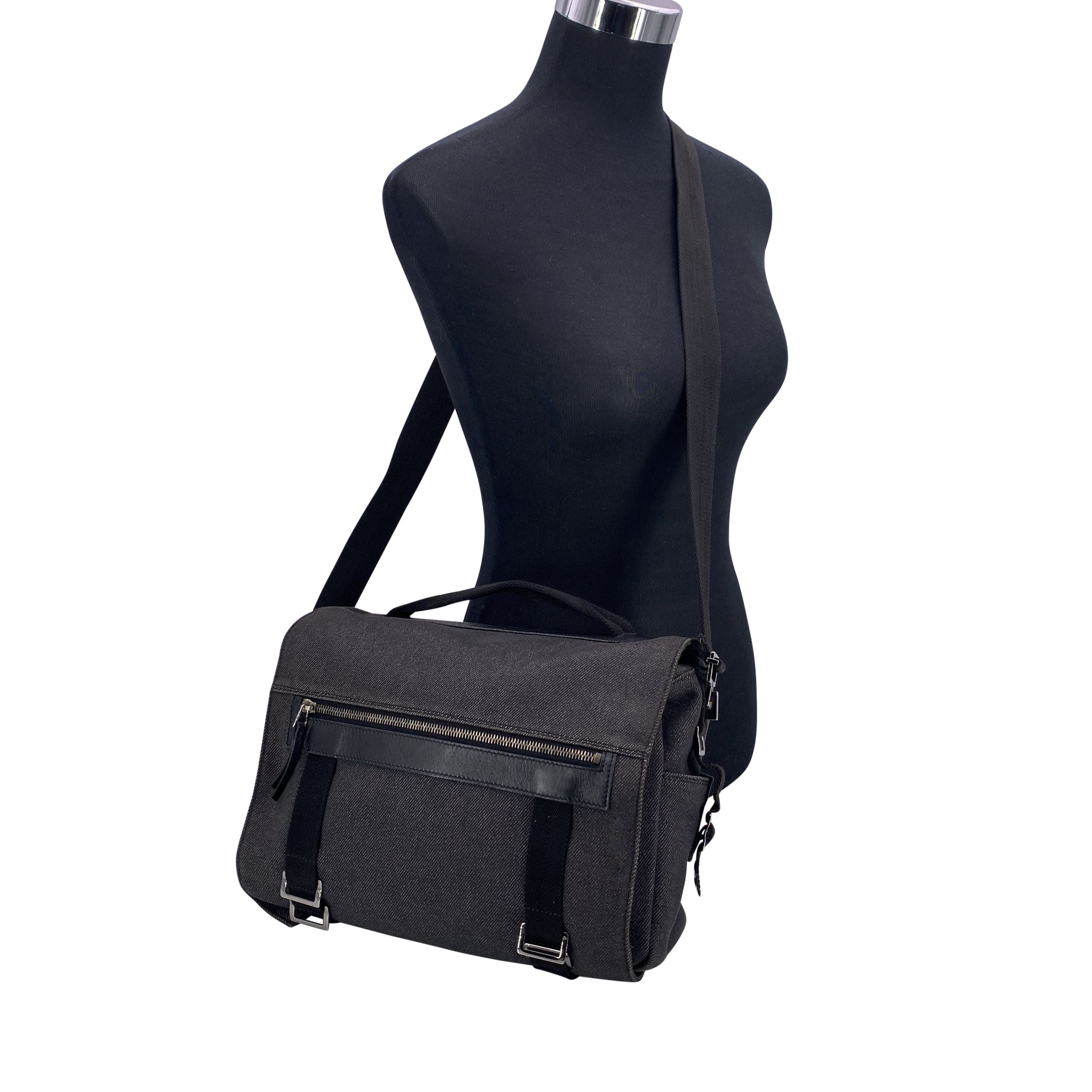 GUCCI Crossbody Bags