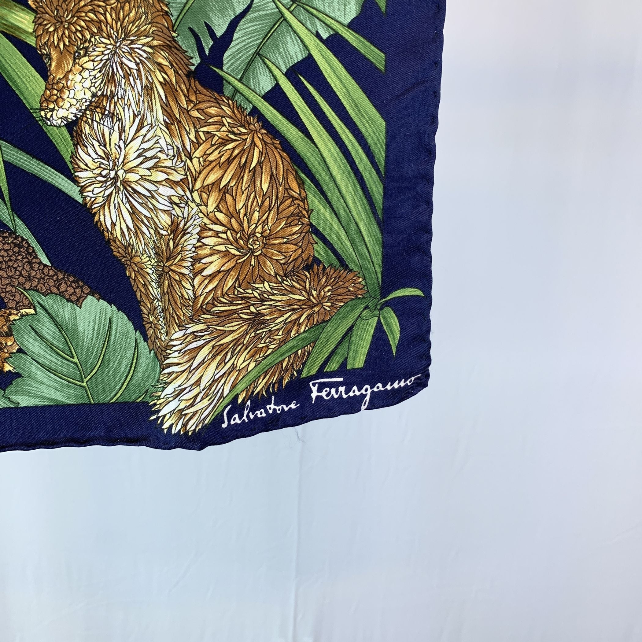 SALVATORE FERRAGAMO Scarves