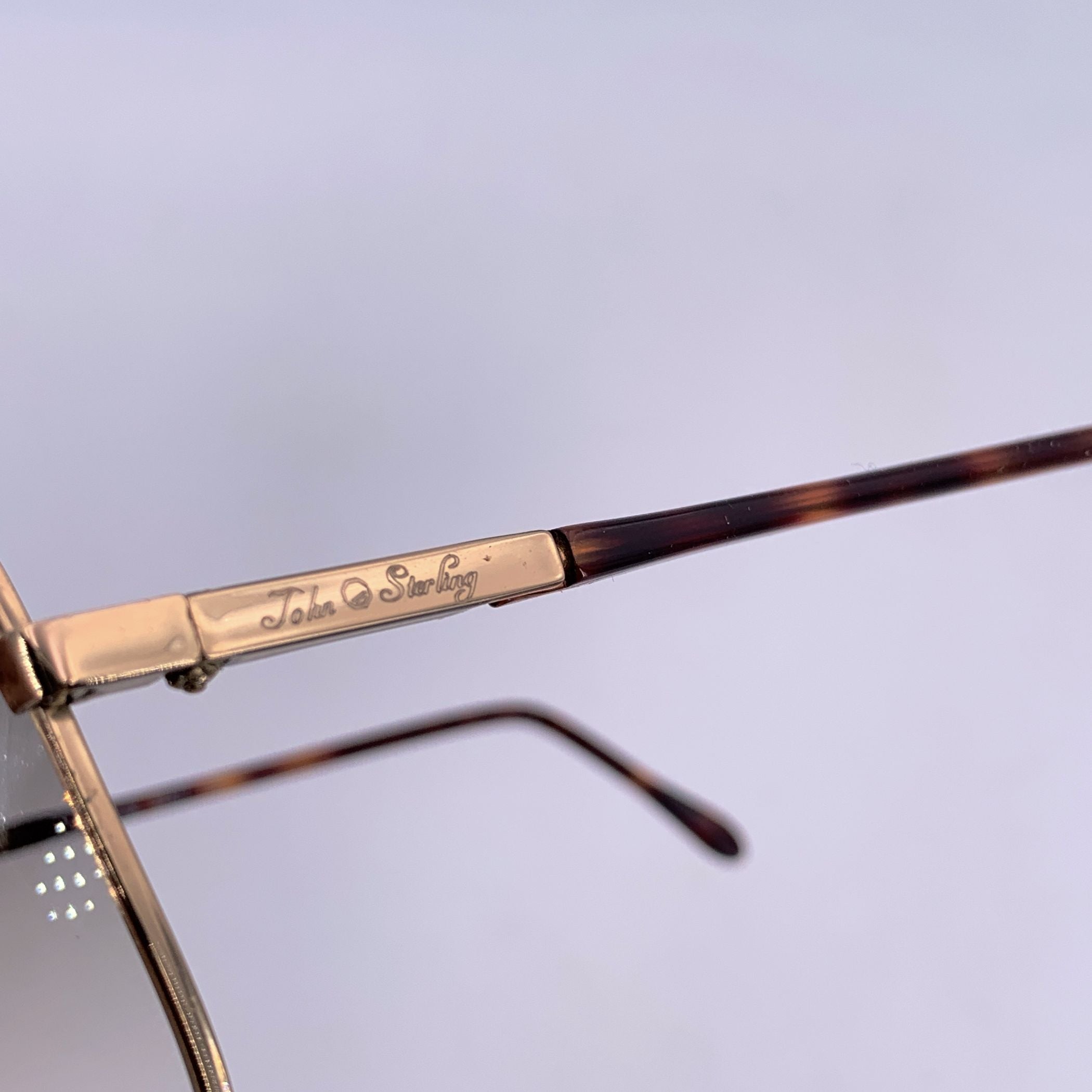 NON SIGNE / UNSIGNED Sunglasses