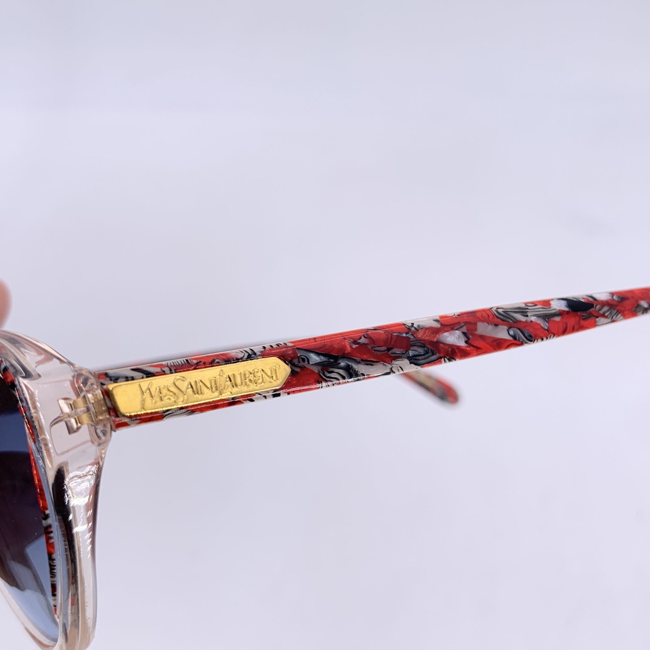 YVES SAINT LAURENT Sunglasses