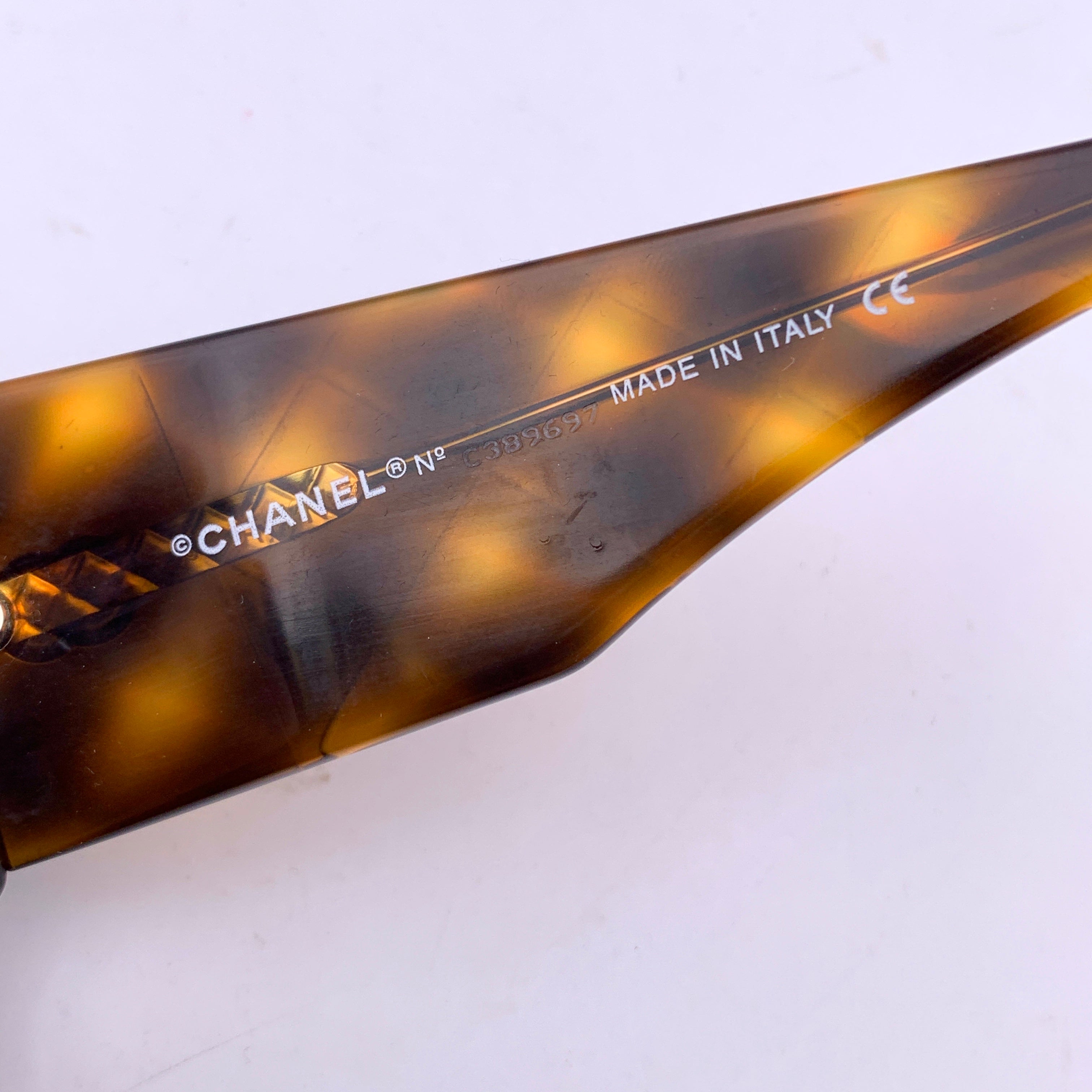 CHANEL Sunglasses 5019
