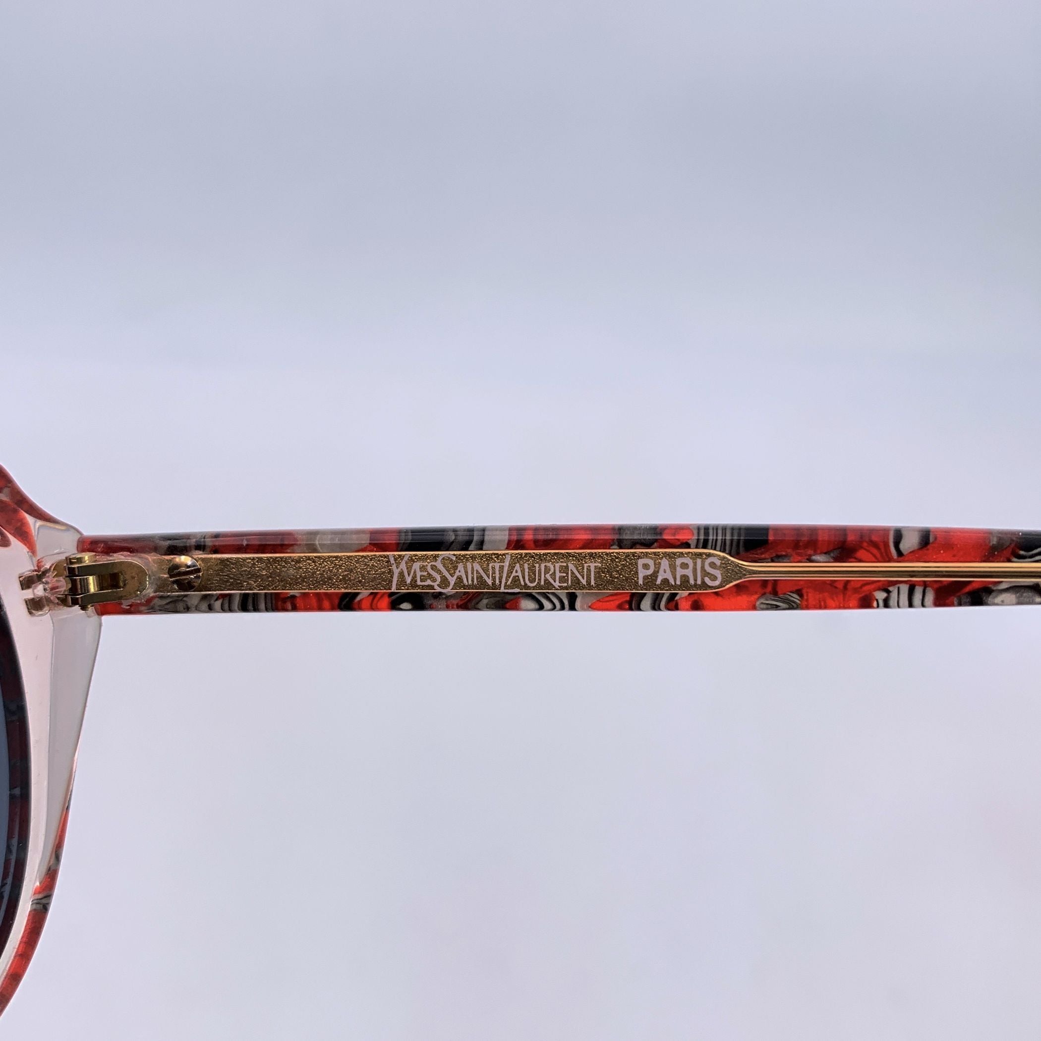 YVES SAINT LAURENT Sunglasses