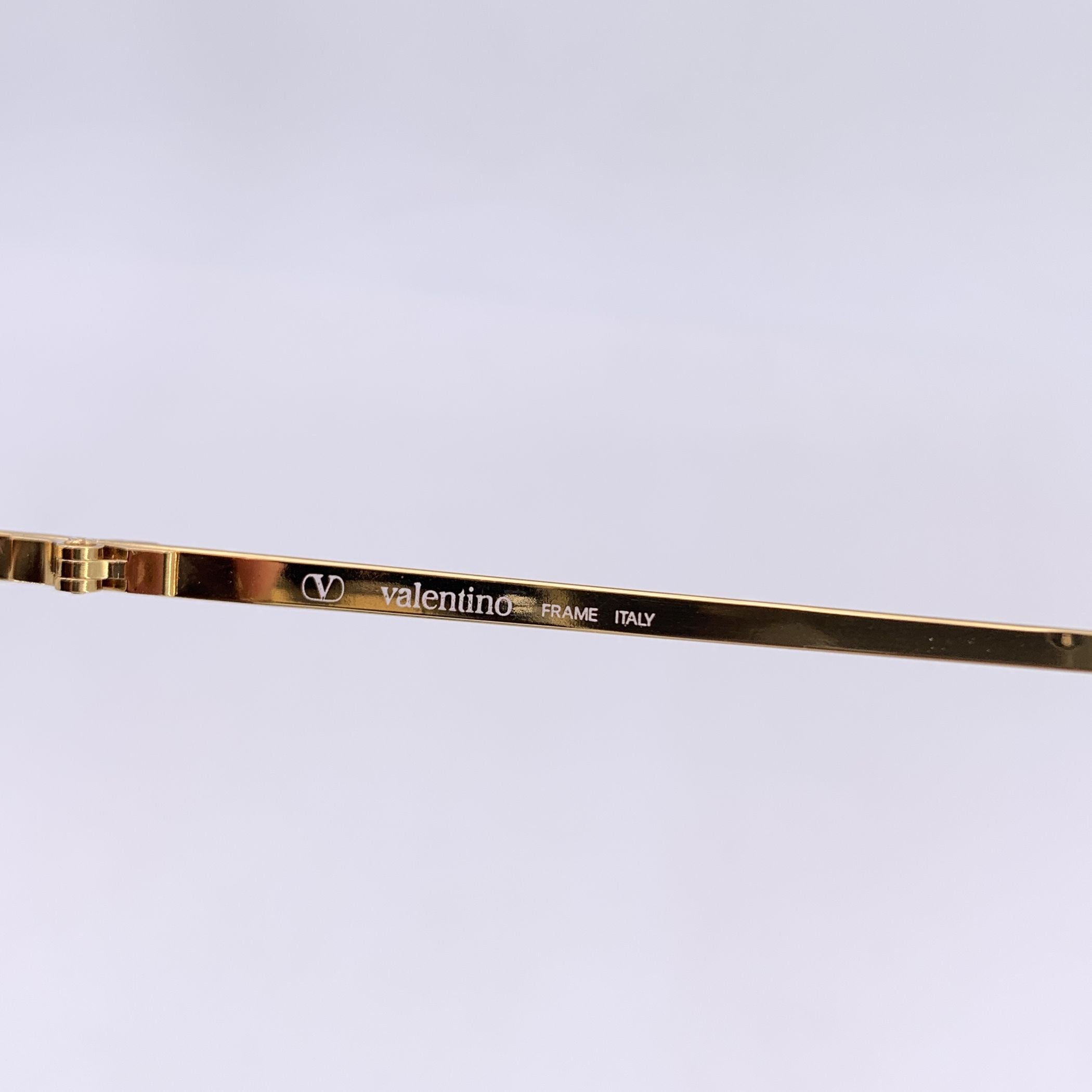 VALENTINO GARAVANI Sunglasses