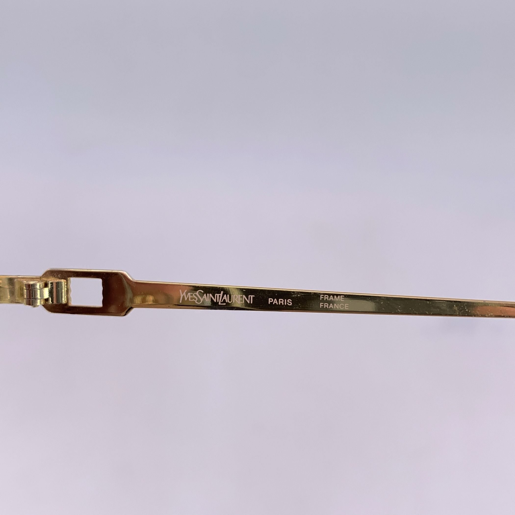 YVES SAINT LAURENT Sunglasses