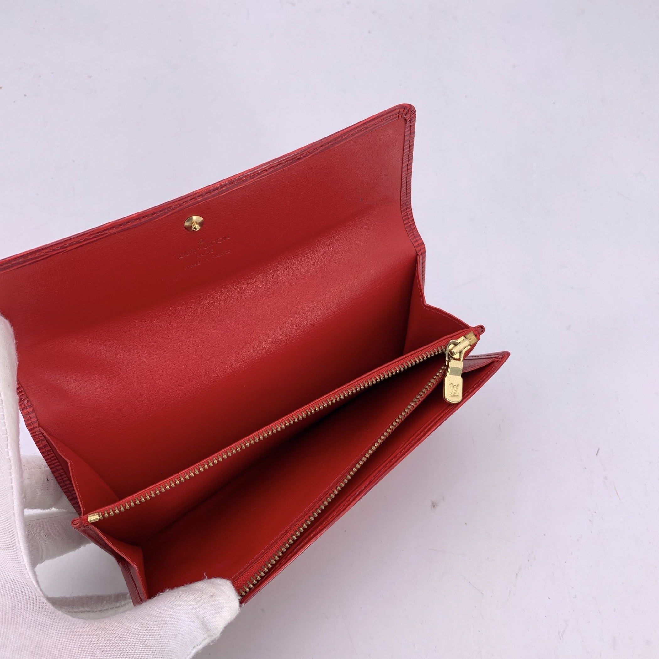 LOUIS VUITTON Wallets Sarah