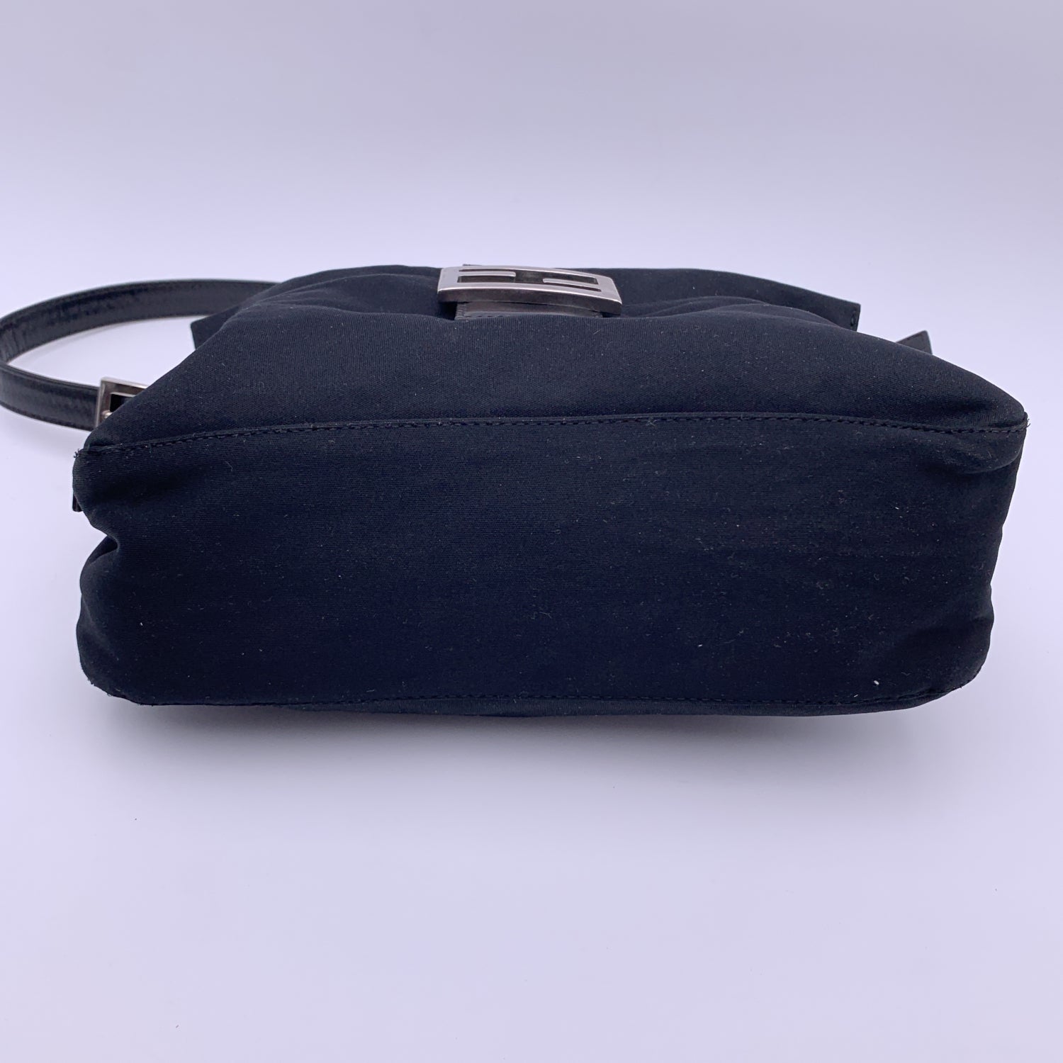 Fendi Coin Purses Men 7M0343AP3BF0GXN Leather Black 336€