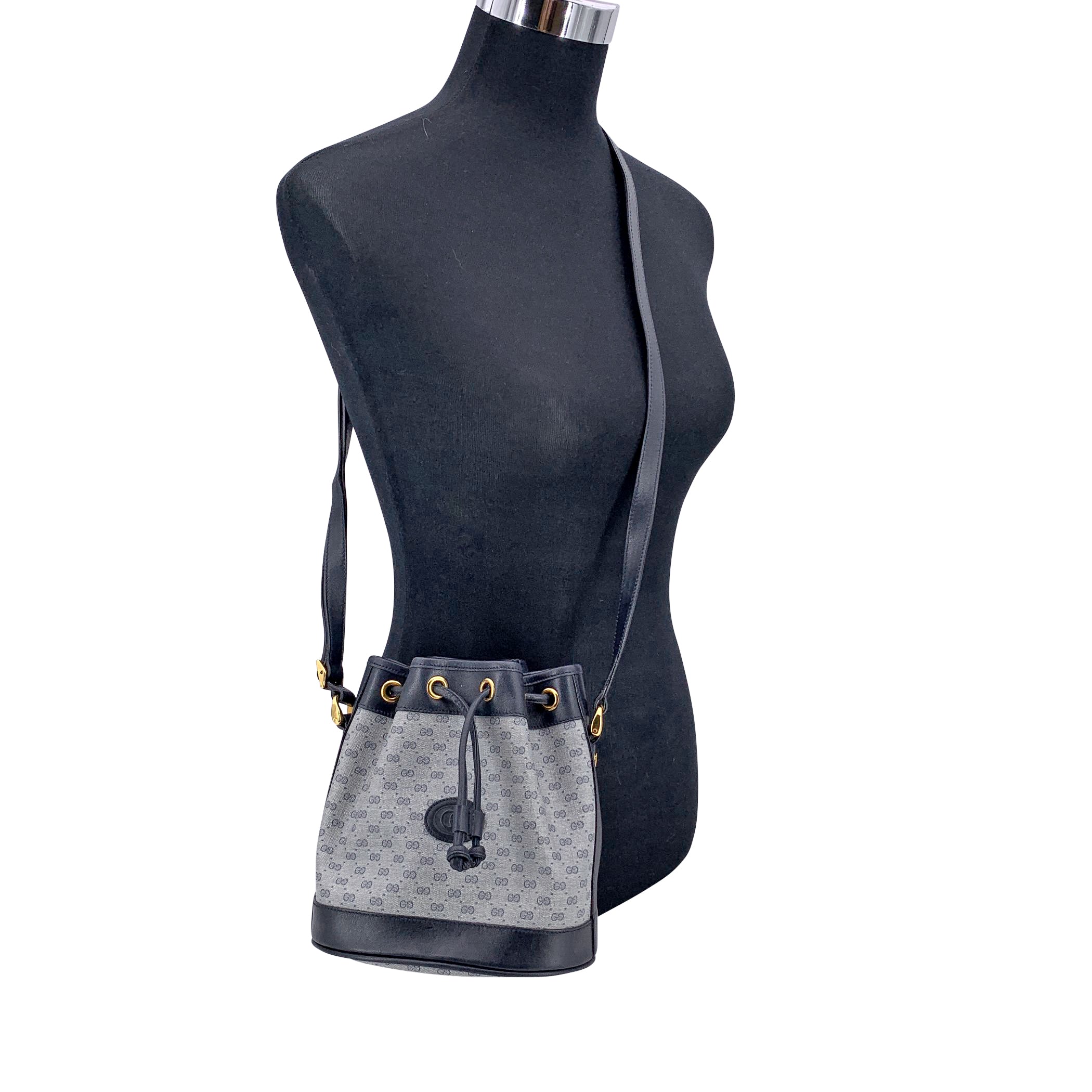 GUCCI Crossbody Bags