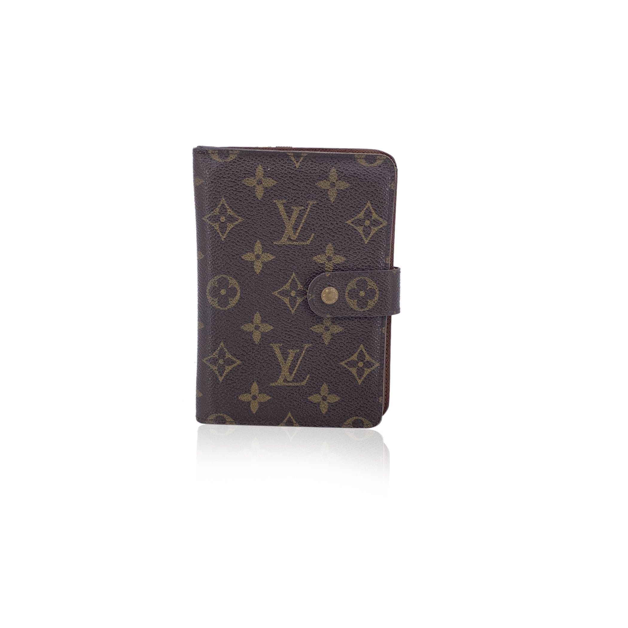 LOUIS VUITTON Wallets