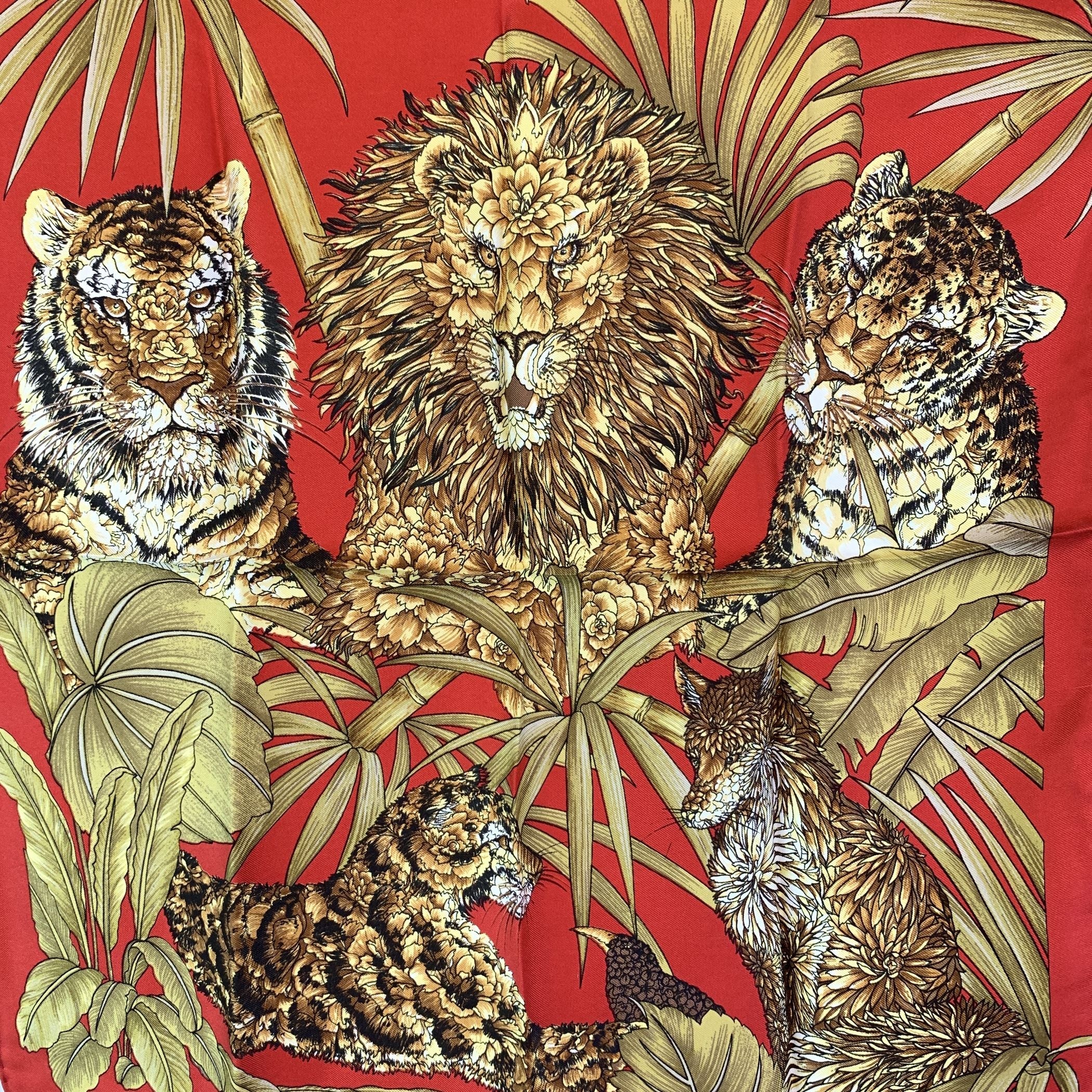 SALVATORE FERRAGAMO Scarves