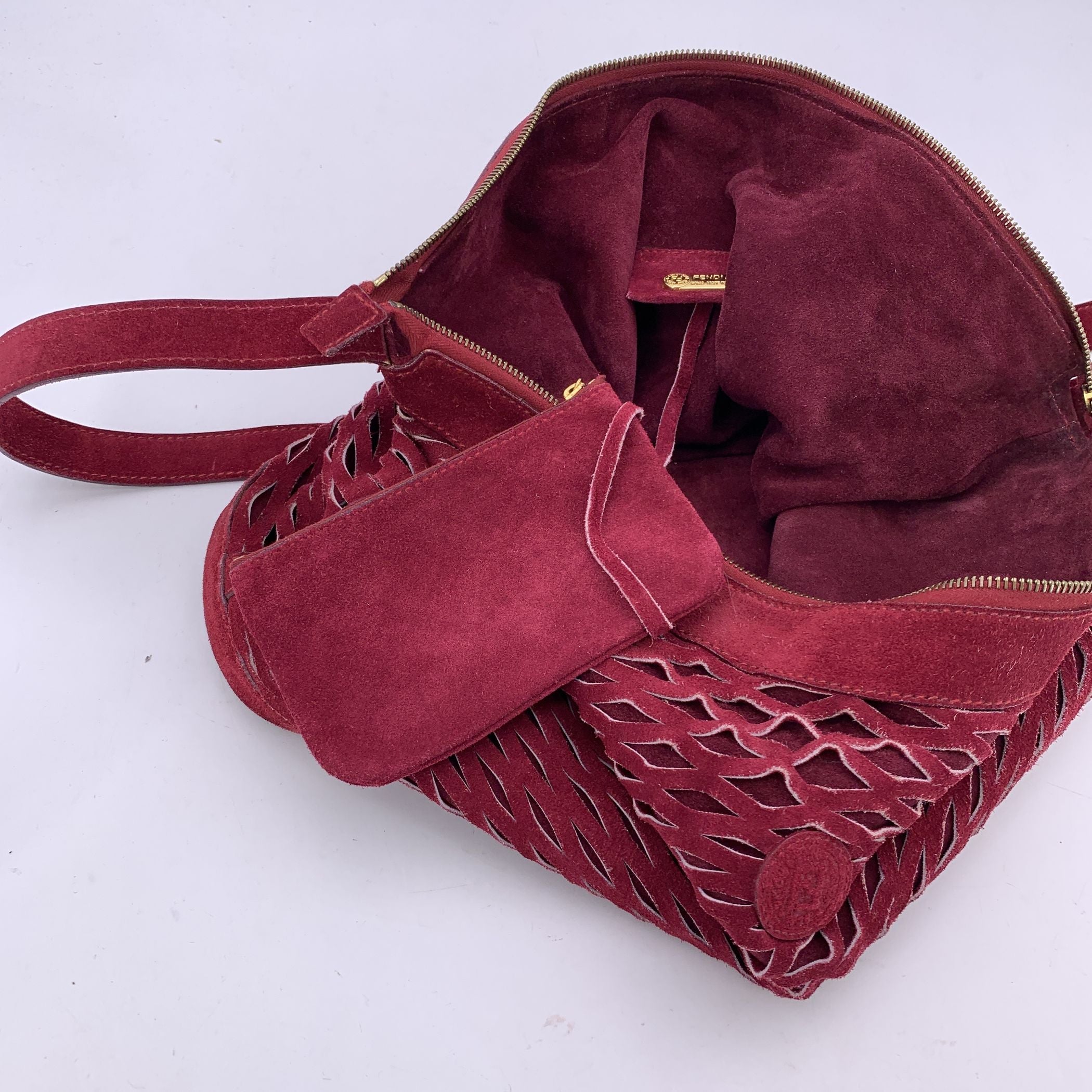 FENDI Shoulder Bags