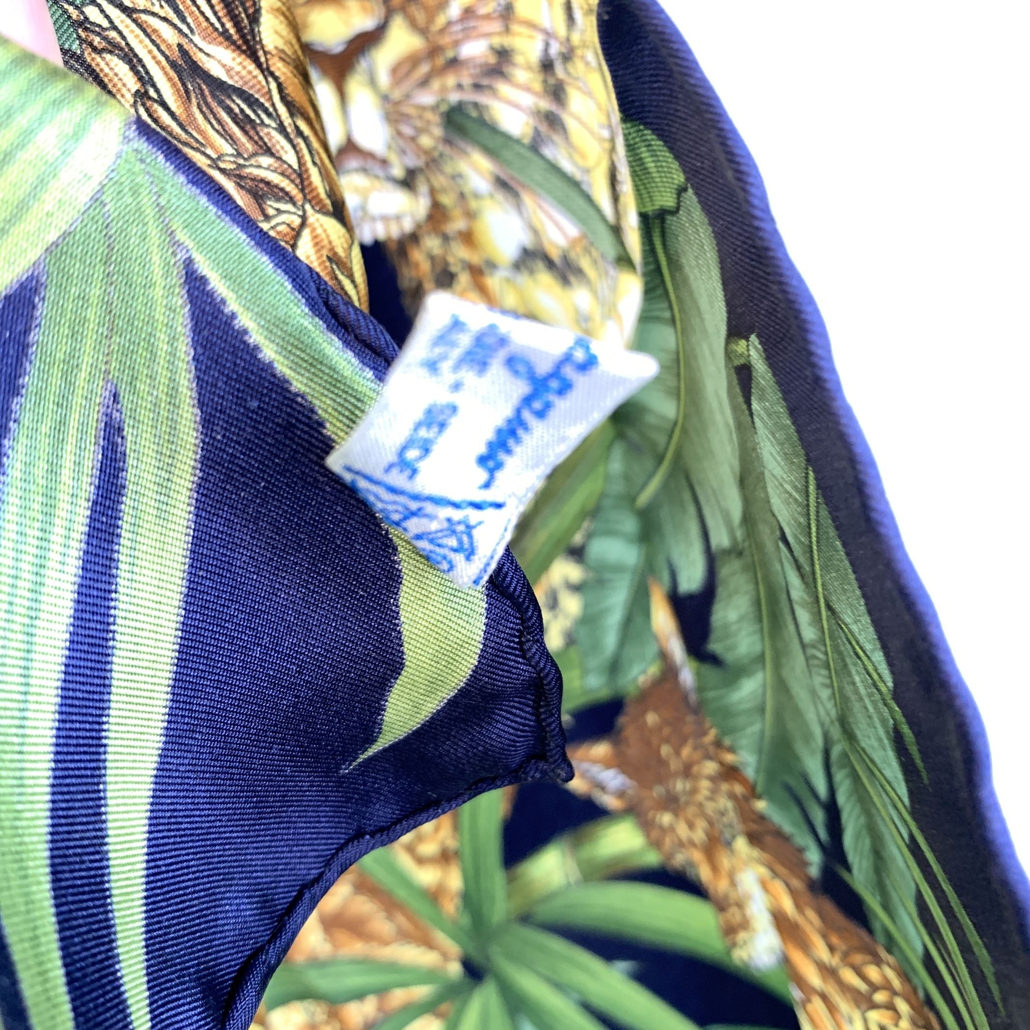 SALVATORE FERRAGAMO Scarves