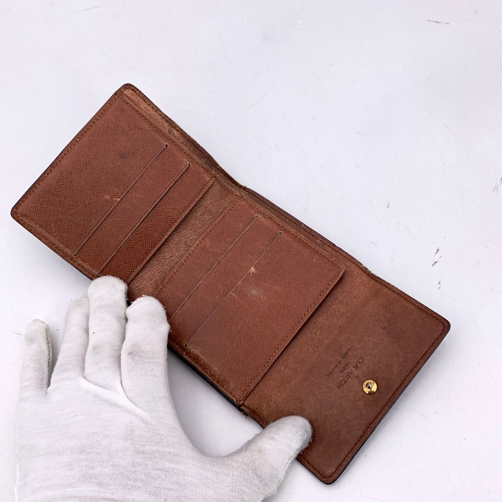 LOUIS VUITTON Wallets