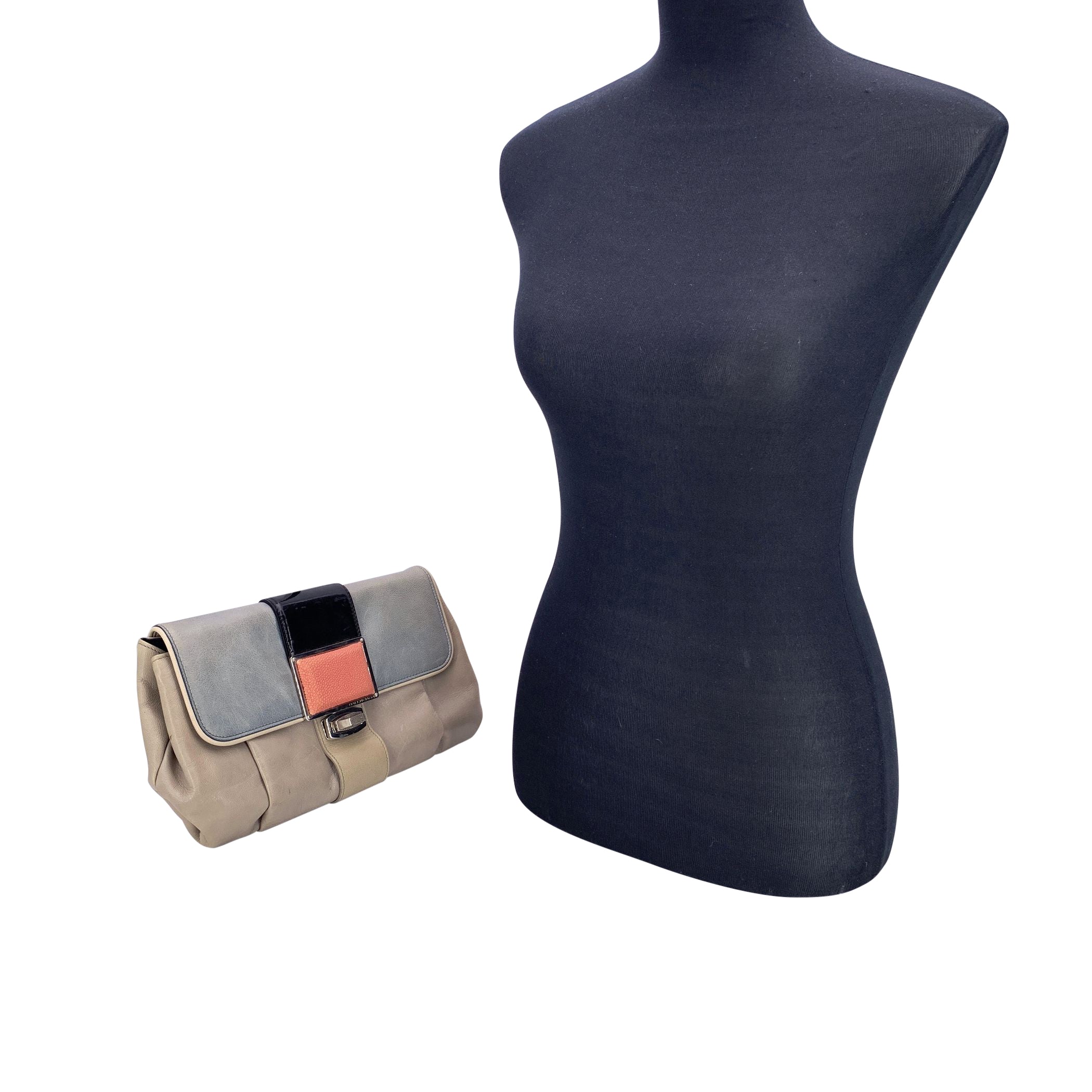 BALENCIAGA Clutches Cherche