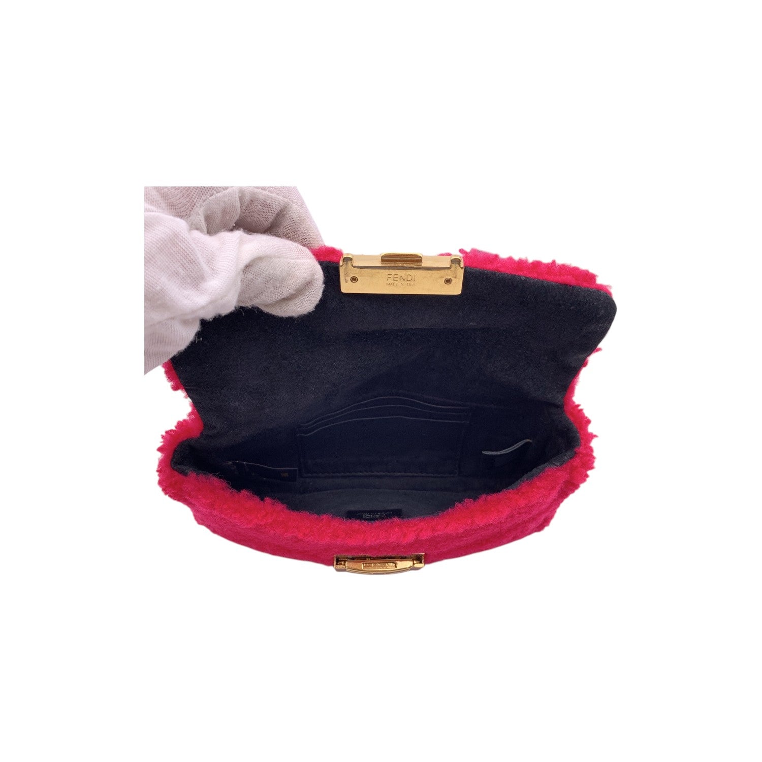 Fendi Baguette Shoulder Bags
